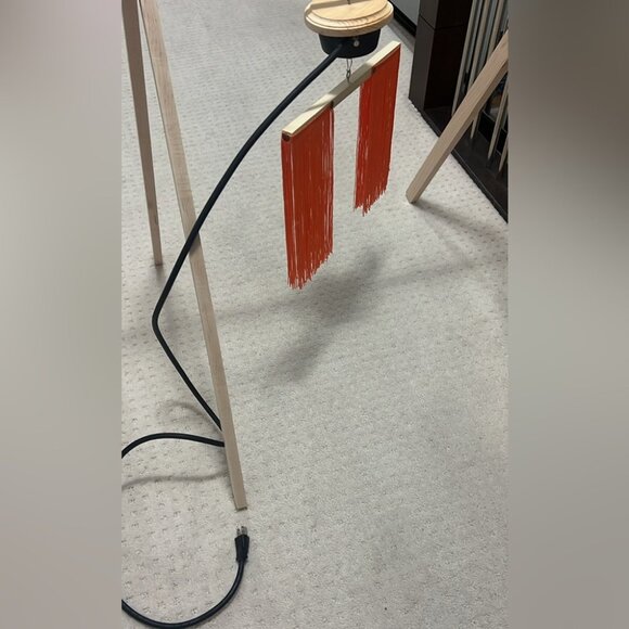 Back tickling device handmade waterfall string spins attach feathers, ect tickle - Picture 3 of 4